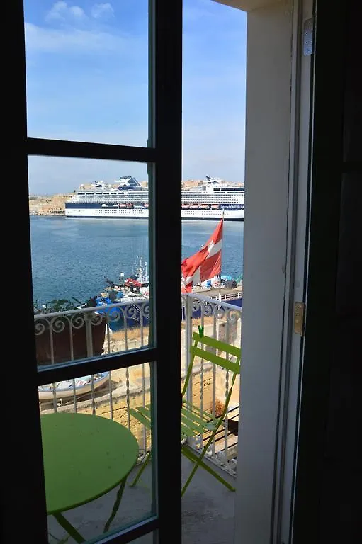 55 Senglea Apartment