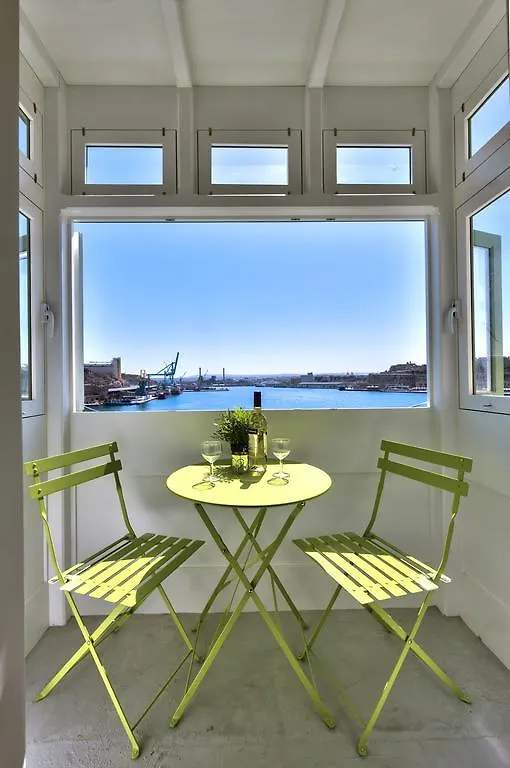 55 Senglea Apartment