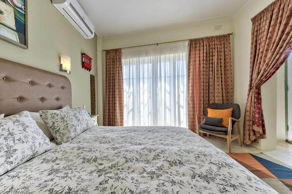 55 Senglea Apartment