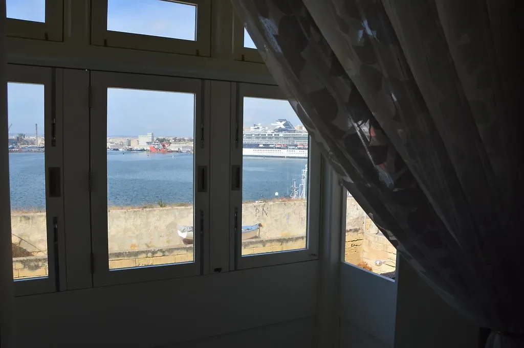 55 Senglea Apartment